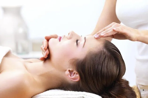 Có Nên Làm Đẹp Bằng Công Nghệ Cao Không? 13 co nen lam dep bang cong nghe cao khong 6855687039f77